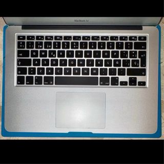 02 MacBook Air 13" 2017 256GB / 8GB / Sequoia 15.6