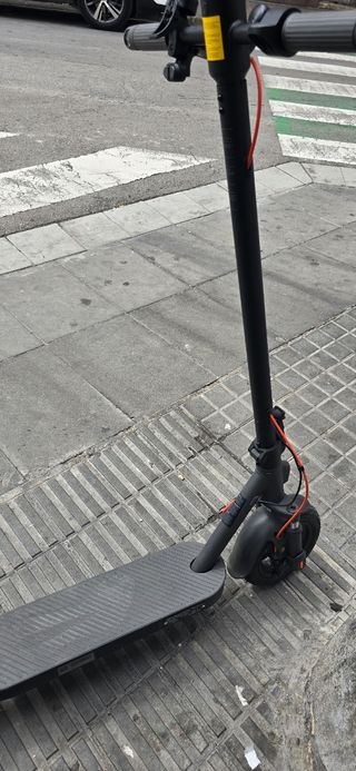 Patinete eléctrico Xiaomicon tan sólo 10km echos