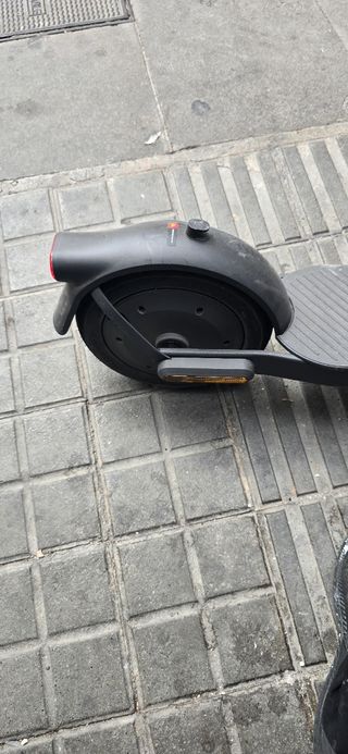 Patinete eléctrico Xiaomicon tan sólo 10km echos
