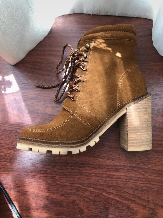 Botines Stradivarius Marrones Talla 37 de segunda mano por EUR