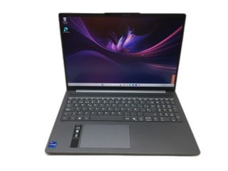 pc portatil lenovo 83hs