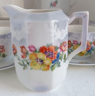 Antiguo juego de café de porcelana