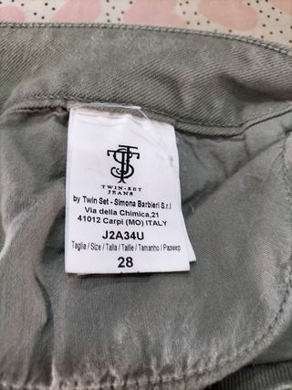 Pantalón pitillo verde Twinset con pedrería