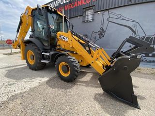 Retroexcavadora JCB 3CX 2023