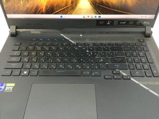 pc portatil asus rog strix g733c