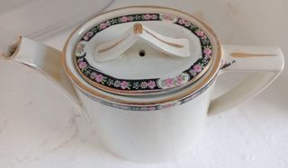 Antiguo juego de café de porcelana