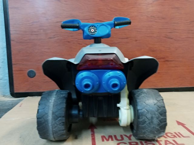 Quad infantil a batería