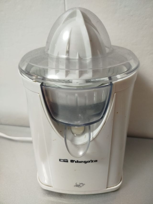 Exprimidor de zumo Orbegozo