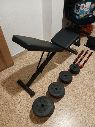 Banco de Gimnasio con Mancuernas