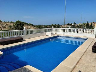 Chalet en venta en Bigastro