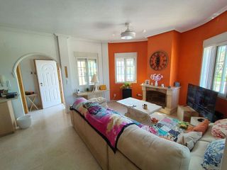 Chalet en venta en Bigastro