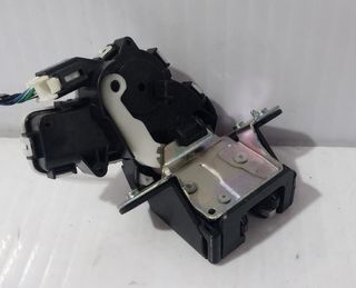 143542 g33m62310a cerradura maletero mazda 3 lim.