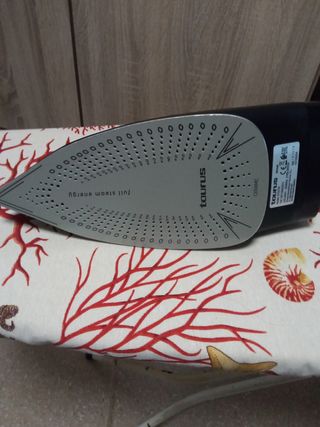 Plancha Ropa Taurus Geyser Eco 2700