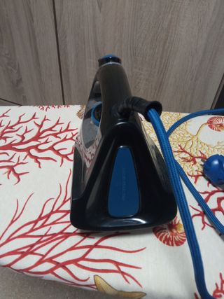 Plancha Ropa Taurus Geyser Eco 2700