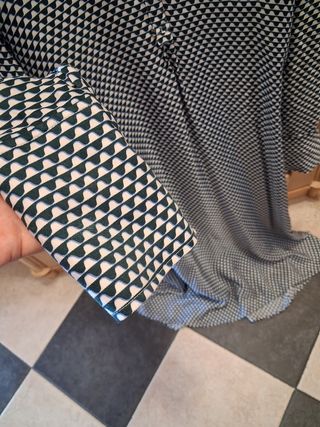 Abito COS fantasia geometrica