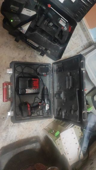 Taladro y cargador inalámbrico