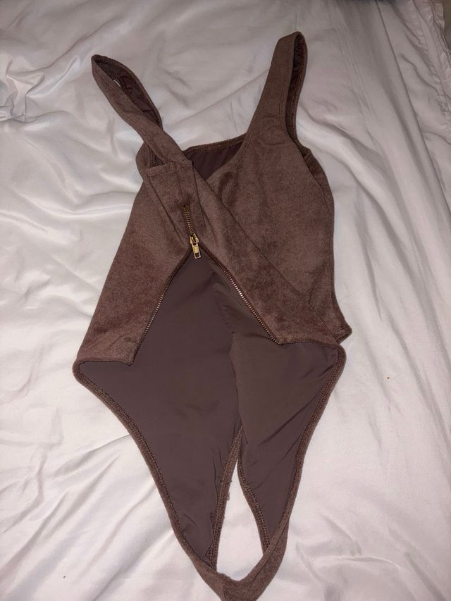 Body American sin usar