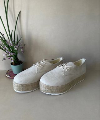 Zapatos planos beige
