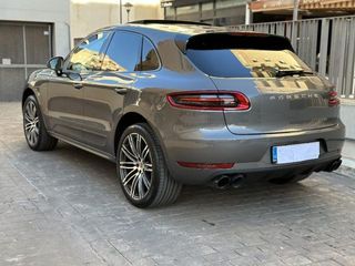 PORSCHE Macan Turbo