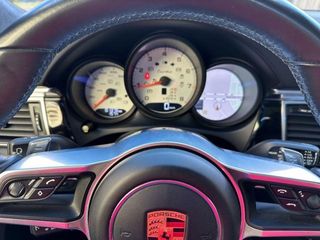 PORSCHE Macan Turbo