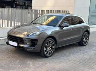 PORSCHE Macan Turbo