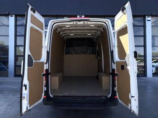 VOLKSWAGEN Crafter 35 Furgón BM 2.0 TDi 140cv L3H3 