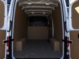 VOLKSWAGEN Crafter 35 Furgón BM 2.0 TDi 140cv L3H3 