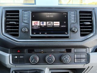 VOLKSWAGEN Crafter 35 Furgón BM 2.0 TDi 140cv L3H3 
