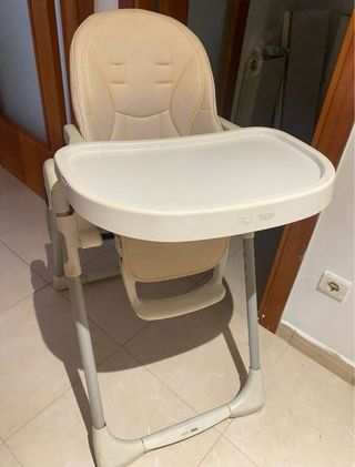 Trona para bebé color crema