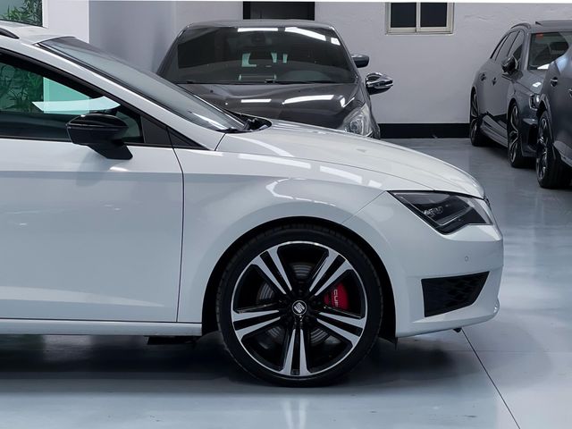 SEAT Nuevo León ST 2.0 TSI 290cv DSG-6 St&Sp CUPRA