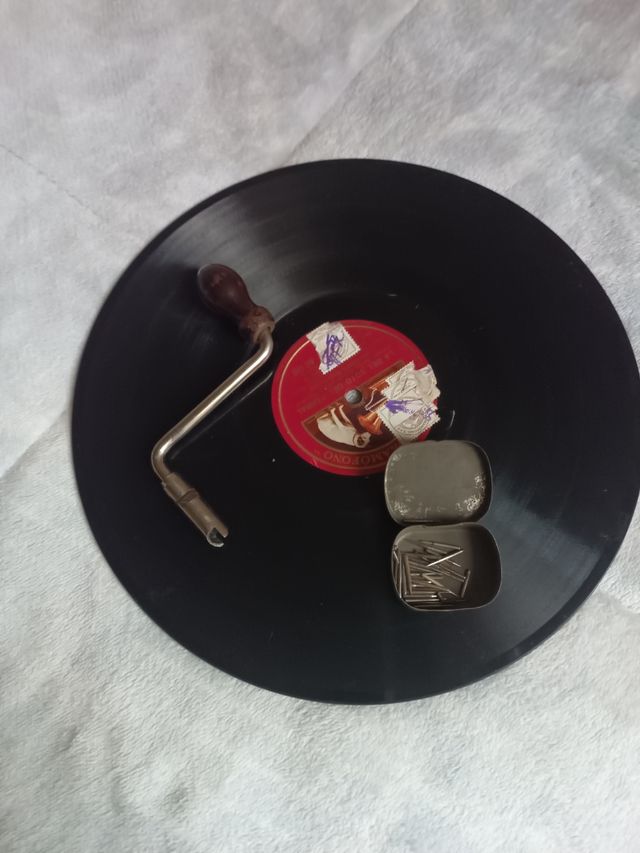 Gramófono Portátil Vintage