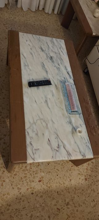 Mesita de comedor de mármol