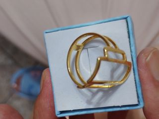 Anillo Desigual Dorado Acero