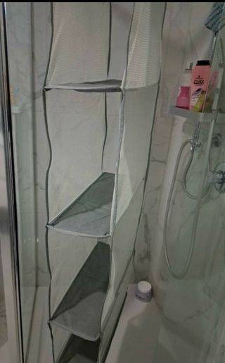 Portaborse da armadio grigio e bianco