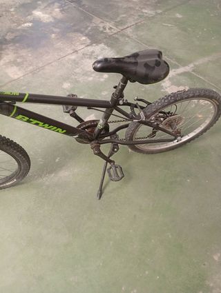 Bicicleta Infantil B'TWIN Negra y Verde