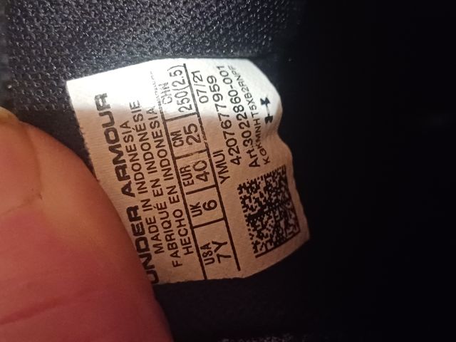 Scarpe Under Armour taglia 40