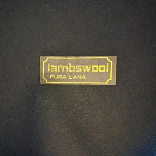 Basco in pura lana nero