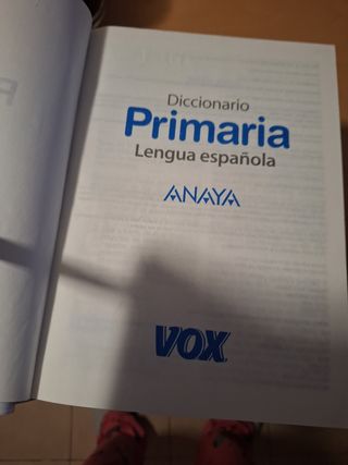 Diccionario de Primaria (Spanish and English Ed...