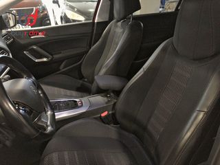 Peugeot 308 1.2 PureTech 130cv EAT6 Allure