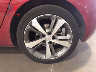 Peugeot 308 1.2 PureTech 130cv EAT6 Allure