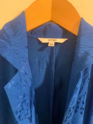 Mono azul estilo kimono