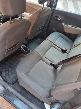 Dacia Lodgy 2016