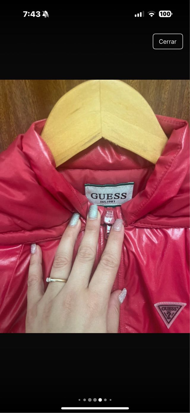 Chaqueta Guess Roja Impermeable