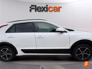 Kia Niro 1.6 GDi HEV 104kW (141CV) Drive