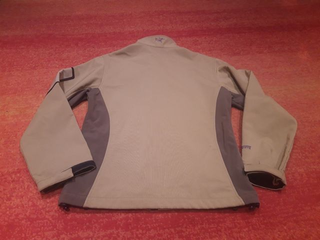 Cazadora seminueva Arc'teryx Windstopper M