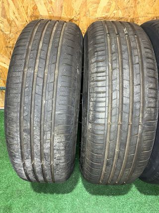 Llantas Ford Focus Ecoboost 205/60 R16 Michelin