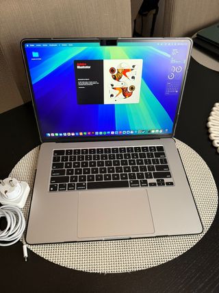MacBook Air 15" M2 512GB Plata 