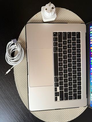 MacBook Air 15" M2 512GB Plata 