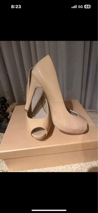 Tacones Menbur Piel Beige Peep Toe