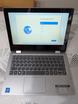 Portátil Lenovo Yoga 330-11IGM Plata